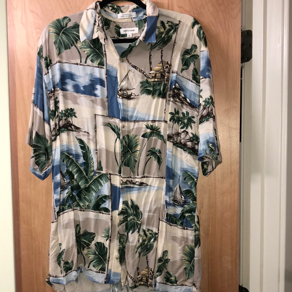 Men’s Hawaiian shirt XL soft